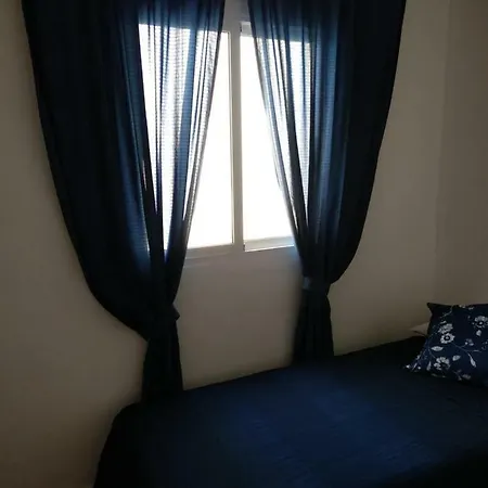 Avenida Beach Apartment *